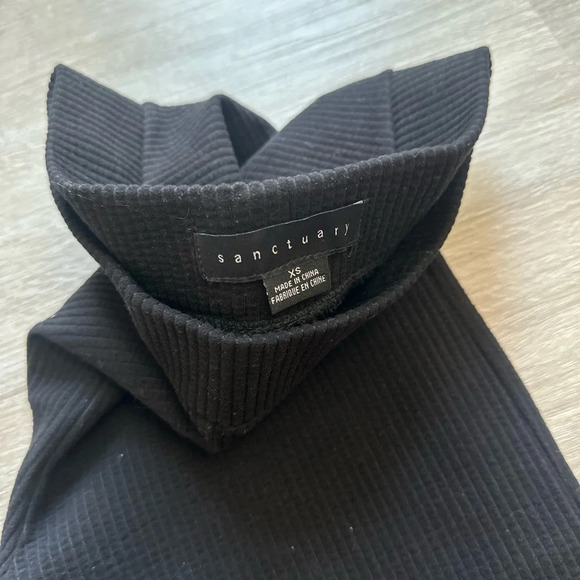 Anthropologie Sanctuary Women's The Kicker Flared Leggings Ribbed Black, XS - Picture 3 of 4